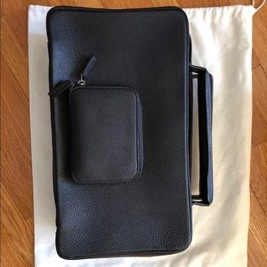 This Is Ground Music Dopp Kit black